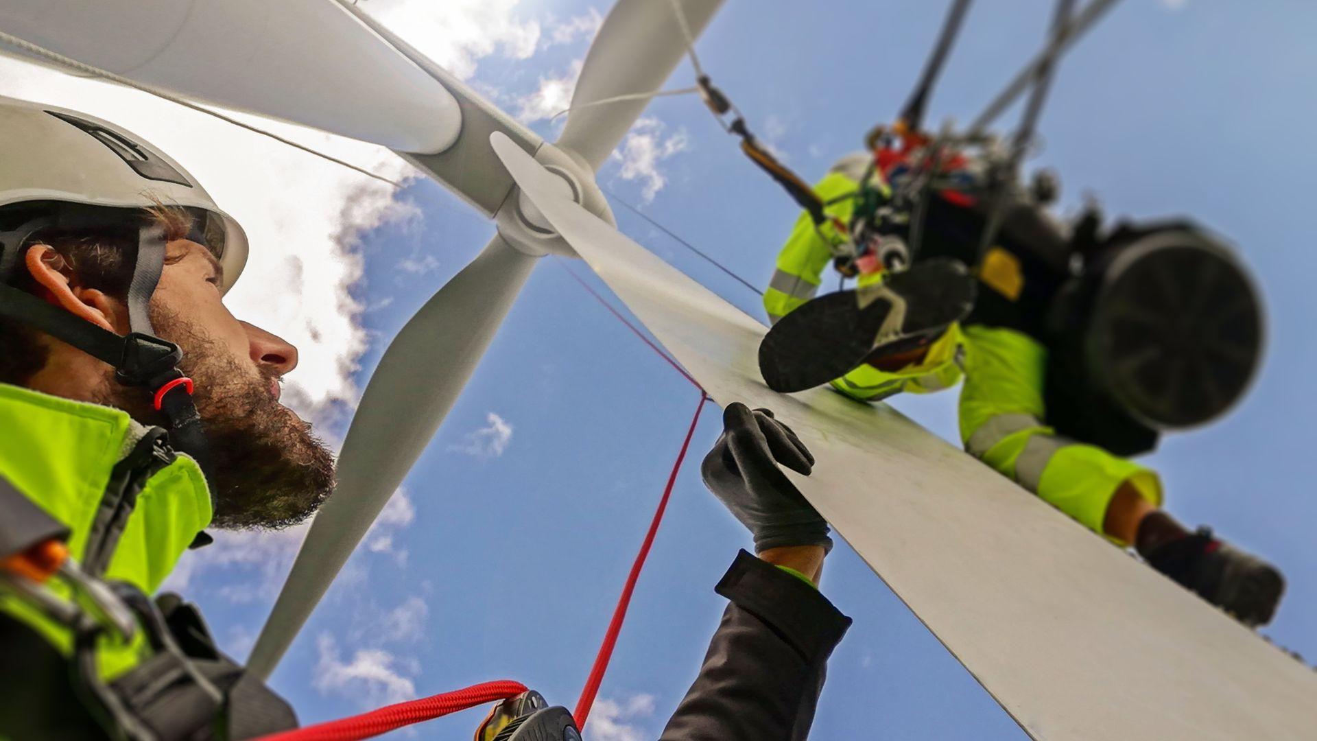 Wind turbine blade damage repair with continuous blade monitoring for wind turbines. Copyright: CharlieChesvick/Getty Images