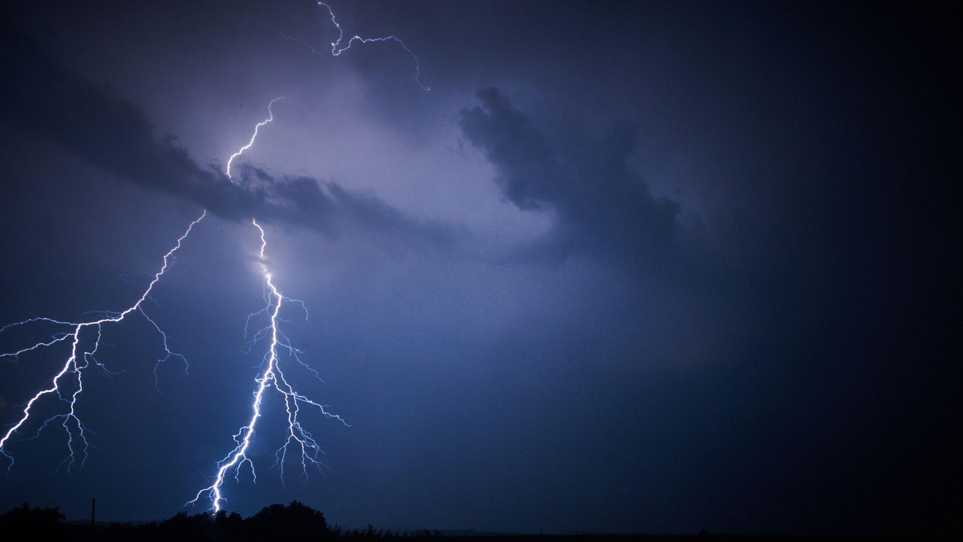 Targeted inspection of wind turbines after a lightning strike.